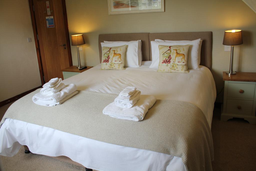 Three Horseshoes Country Inn Barry Exteriér fotografie