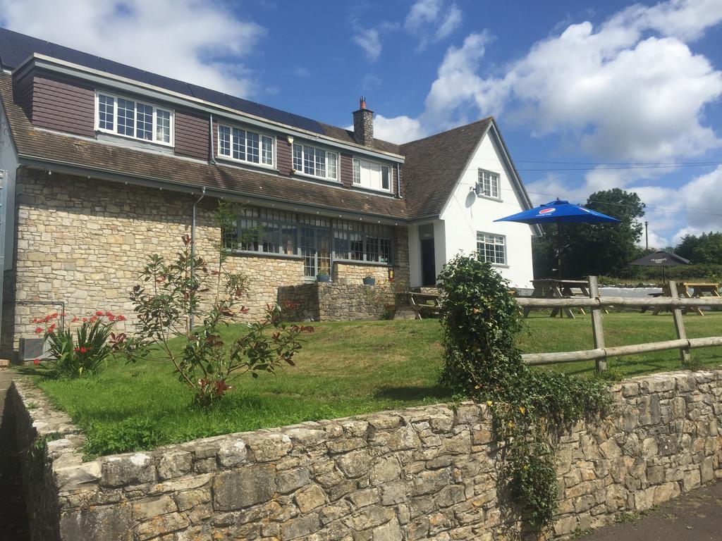 Three Horseshoes Country Inn Barry Exteriér fotografie