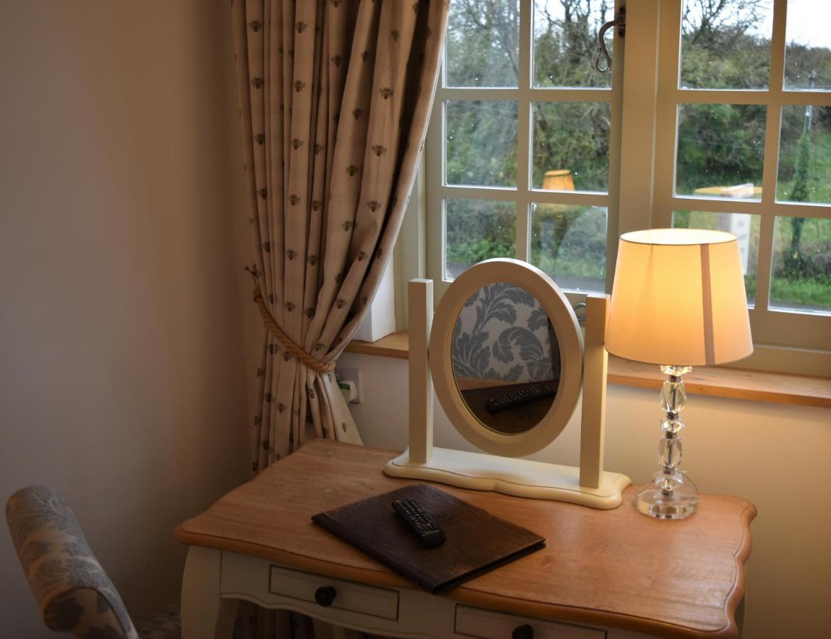 Three Horseshoes Country Inn Barry Exteriér fotografie
