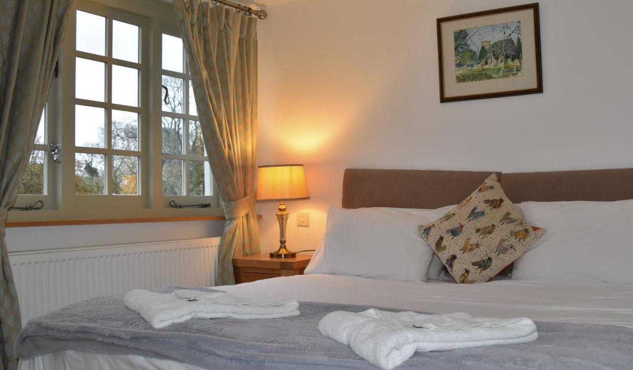 Three Horseshoes Country Inn Barry Exteriér fotografie