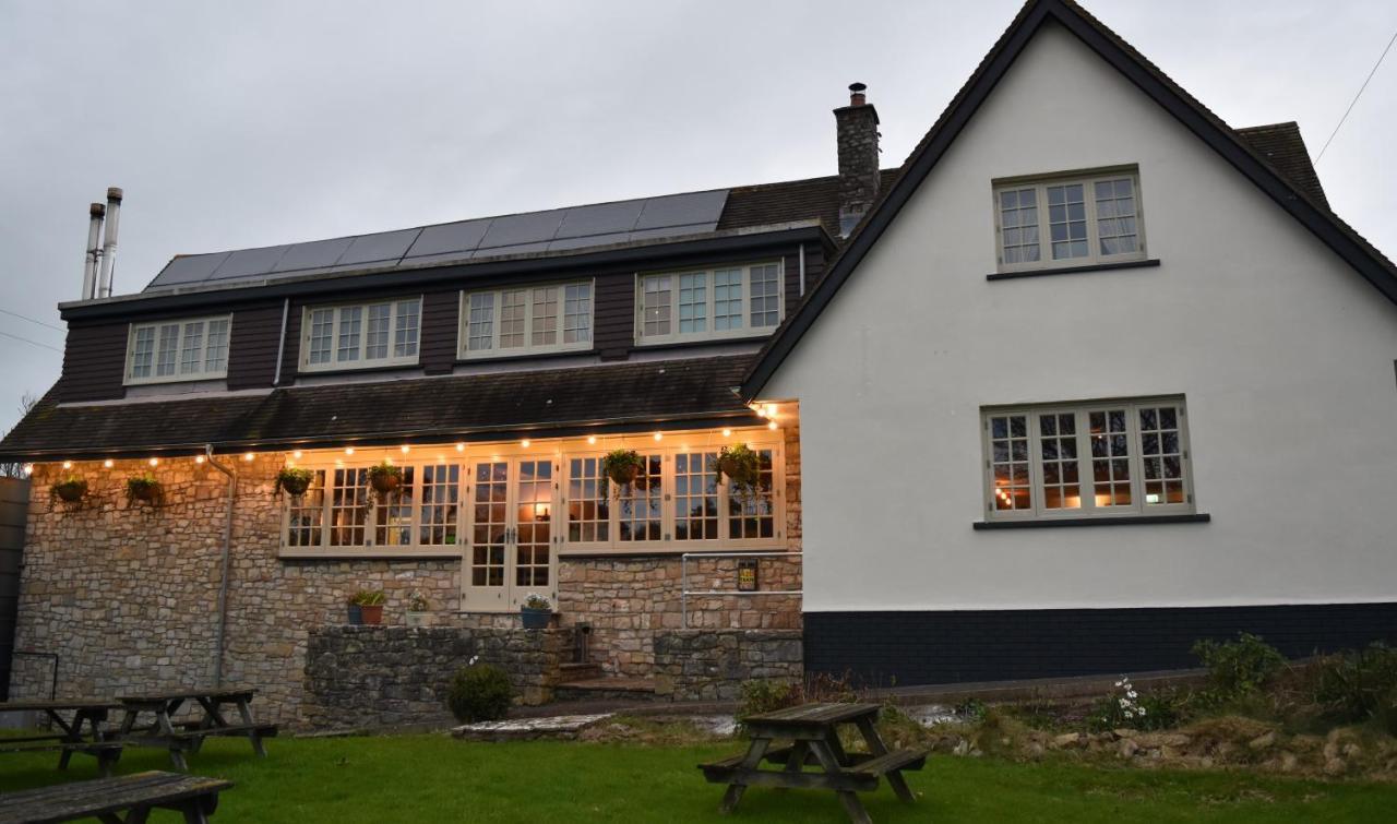 Three Horseshoes Country Inn Barry Exteriér fotografie