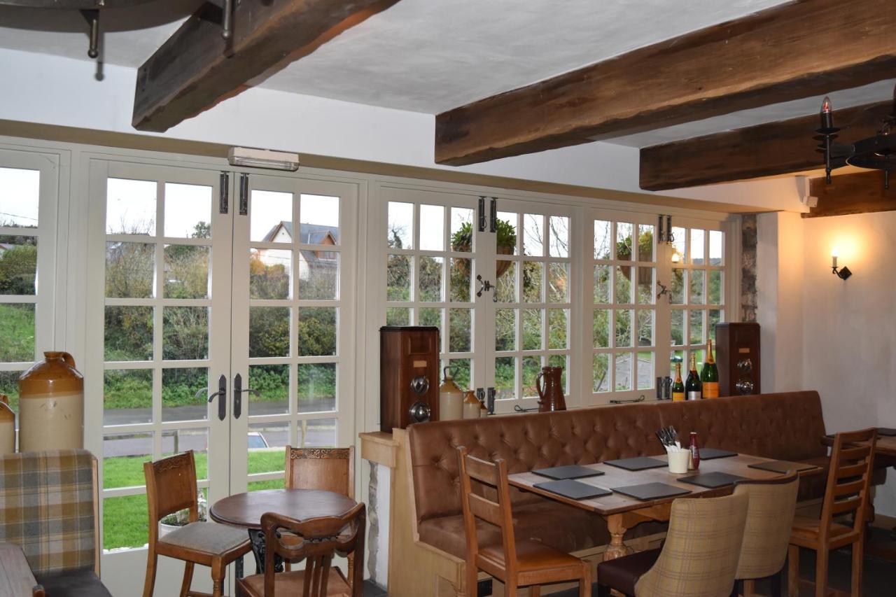 Three Horseshoes Country Inn Barry Exteriér fotografie